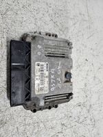 Opel Astra H Dzinēja vadības bloks 0281011380