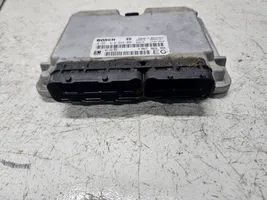 Opel Frontera B Calculateur moteur ECU 0281010025