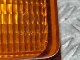 Audi 80 90 S2 B4 Indicatore di direzione anteriore 42702R6