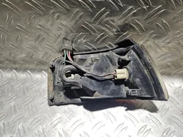 Mazda 323 Indicatore di direzione anteriore 21061301