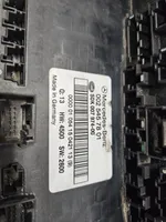 Mercedes-Benz C W203 Module de fusibles 0025457801