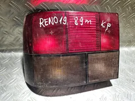 Renault 19 Aizmugurējais lukturis virsbūvē 87070