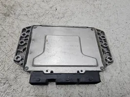 Renault Megane II Sterownik / Moduł ECU 8200298463