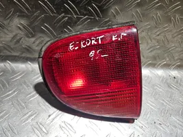 Ford Escort Luci posteriori del portellone del bagagliaio 93AG15K258