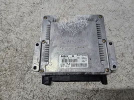 Peugeot 307 Sterownik / Moduł ECU 0281010747