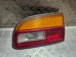 Mitsubishi Delica Задний фонарь в крышке 22687009