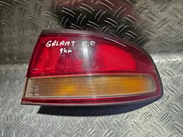 Mitsubishi Galant Aizmugurējais lukturis virsbūvē 0431612