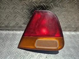 Mitsubishi Carisma Lampy tylnej klapy bagażnika 291802