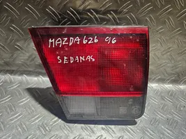 Mazda 626 Takaluukun takavalot 0431397L