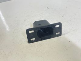 BMW 5 E39 Support de capteur de stationnement arrière PDC 803827205