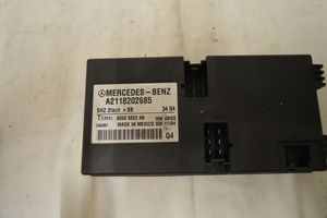 Mercedes-Benz E W211 Module de commande de siège A2118202685