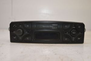 Mercedes-Benz C W203 Radio/CD/DVD/GPS-pääyksikkö 2038201686