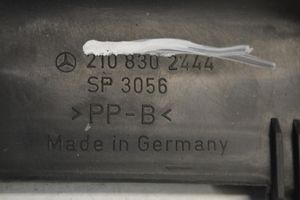Mercedes-Benz E W210 Isolation acoustique et thermique pour capot 2108302444