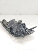 Mazda 3 I Lampa przednia P2951