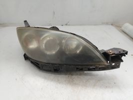 Mazda 3 I Lampa przednia P2951