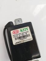 KIA Sedona Unidad de control/módulo del bloqueo de puertas 0K52Y677R0B