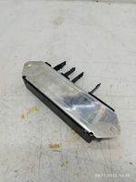 Opel Omega B2 Antenos valdymo blokas 90563190