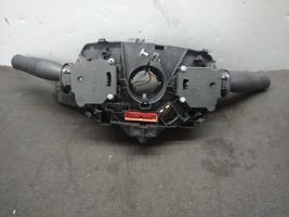 Renault Megane II Leva/interruttore dell’indicatore di direzione e tergicristallo 61835987