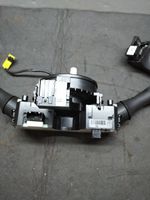 Renault Koleos I Interruptor/palanca de limpiador de luz de giro 14A01