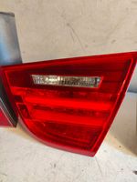 BMW 3 E90 E91 Lampy tylne / Komplet 21838014