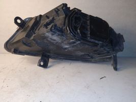 Audi A6 S6 C6 4F Lampa przednia 