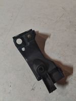 Audi A8 S8 D3 4E Supporto di montaggio del parafango 4E0853921