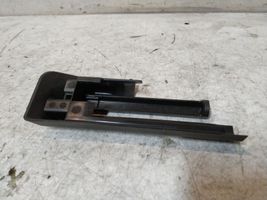 Audi A8 S8 D3 4E Cache rail de siège conducteur avant 4E0881349