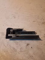 Audi A8 S8 D3 4E Cache rail de siège conducteur avant 4E0881350