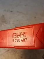 BMW X6 M Varoituskolmio 6770487
