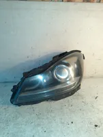 Mercedes-Benz C AMG W204 Lampa przednia A2048208139