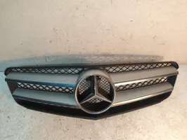 Mercedes-Benz C AMG W204 Grotelės priekinės A2048851136