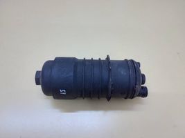 Audi A8 S8 D3 4E Supporto di montaggio del filtro dell’olio 8558686