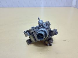 Volvo V70 Alipainepumppu 08658230