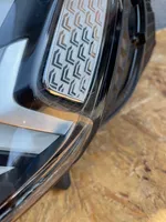 Audi Q7 4M Priekinių žibintų komplektas 4M0941039C