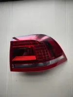 Volkswagen Touareg II Rear/tail lights 7P6945208B