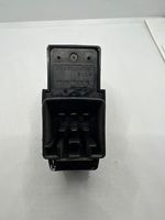 Volvo S70  V70  V70 XC Electric window control switch 9472275