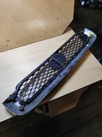 Hyundai Santa Fe Grille calandre supérieure de pare-chocs avant 8635026902