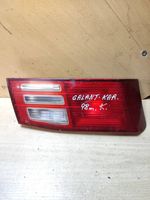 Mitsubishi Galant Lampy tylnej klapy bagażnika 22687201
