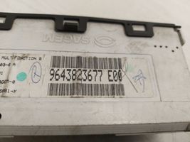 Citroen Xsara Monitor / wyświetlacz / ekran 9643823677