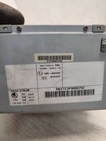 Skoda Octavia Mk2 (1Z) Panel / Radioodtwarzacz CD/DVD/GPS 10R032432