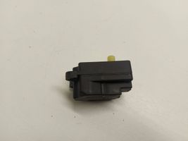 Volvo V70 Tuloilmaventtiilin käyttömoottori 30676511