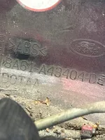 Ford Fiesta Takaluukun rekisterikilven valon palkki 8A61A43404DB