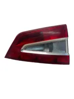 Ford Galaxy Lampy tylnej klapy bagażnika 6M2113A603EB