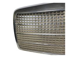 Mercedes-Benz COMPAKT W115 Grille de calandre avant 1158882285