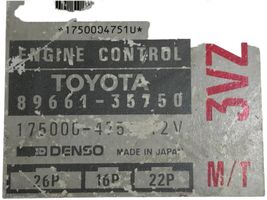 Toyota Camry Calculateur moteur ECU 8966135750