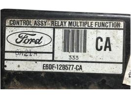 Ford Taurus Kita rėlė E6DF12B577CA