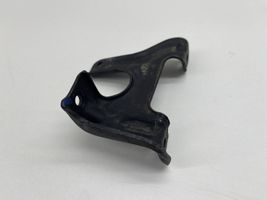 Audi A6 S6 C6 4F Supporto della valvola di raffreddamento EGR 059131121C