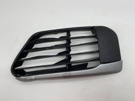 BMW X1 F48 F49 Grille antibrouillard avant 7354778