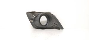 Ford Fiesta Verkleidung Nebelscheinwerfer / Gitter vorne 6S6119953BCW