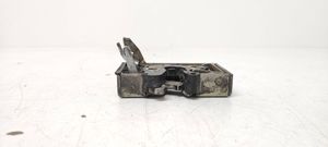 Volkswagen PASSAT B2 Front door lock 323837015